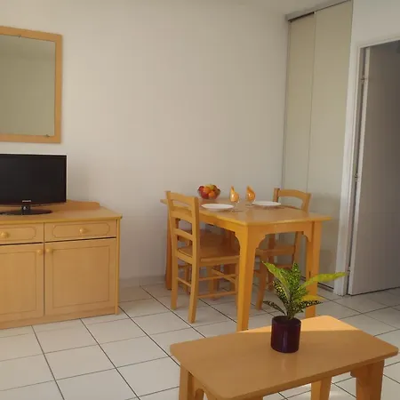 Aparthotel Du Port Goelia 2*